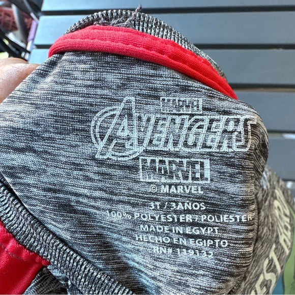 Avengers boys shirt - Picture 2 of 2